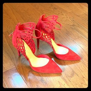 Never worn! Sexy FIRE Red Heels 👠